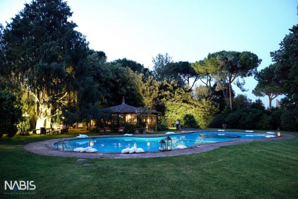 piscina-04CBAE80D1-BC7C-C173-DB98-A96CE23F8F27.jpg